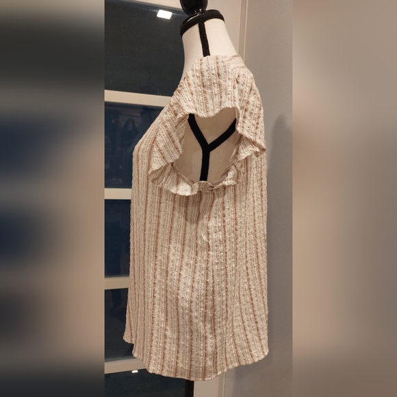 Chic Beige Striped Women's Blouse - Picture 3 of 6